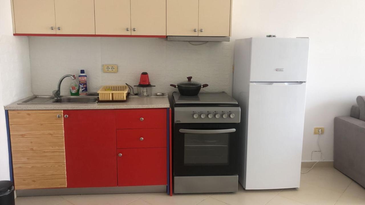 Sunshine Apartment Sarande Bagian luar foto